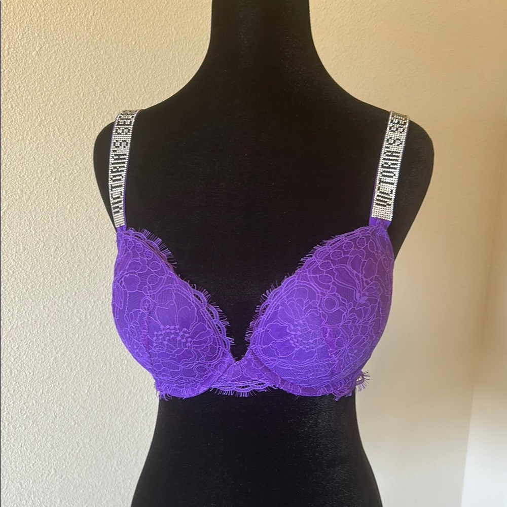 NWOT Victoria's Secret Purple Lace Bra with Underwire